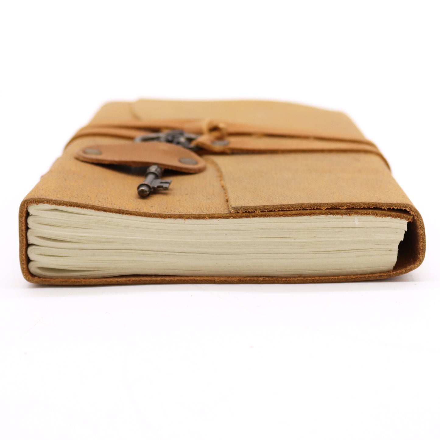 Oiled Tan Leather & Key - 200 pages - 13x18cm